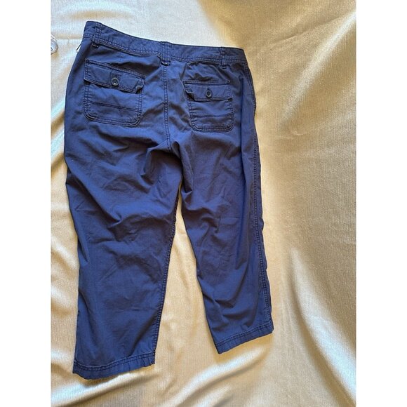 Eddie Bauer Ripstop Women Capri Pant Sz 6 Navy Cotton Cargo Mid Rise Casual - Picture 3 of 9